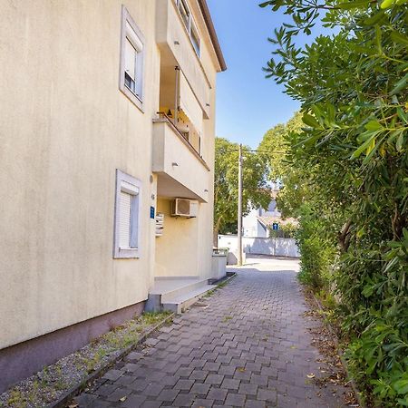 Apartment Stellina Štinjan Екстериор снимка